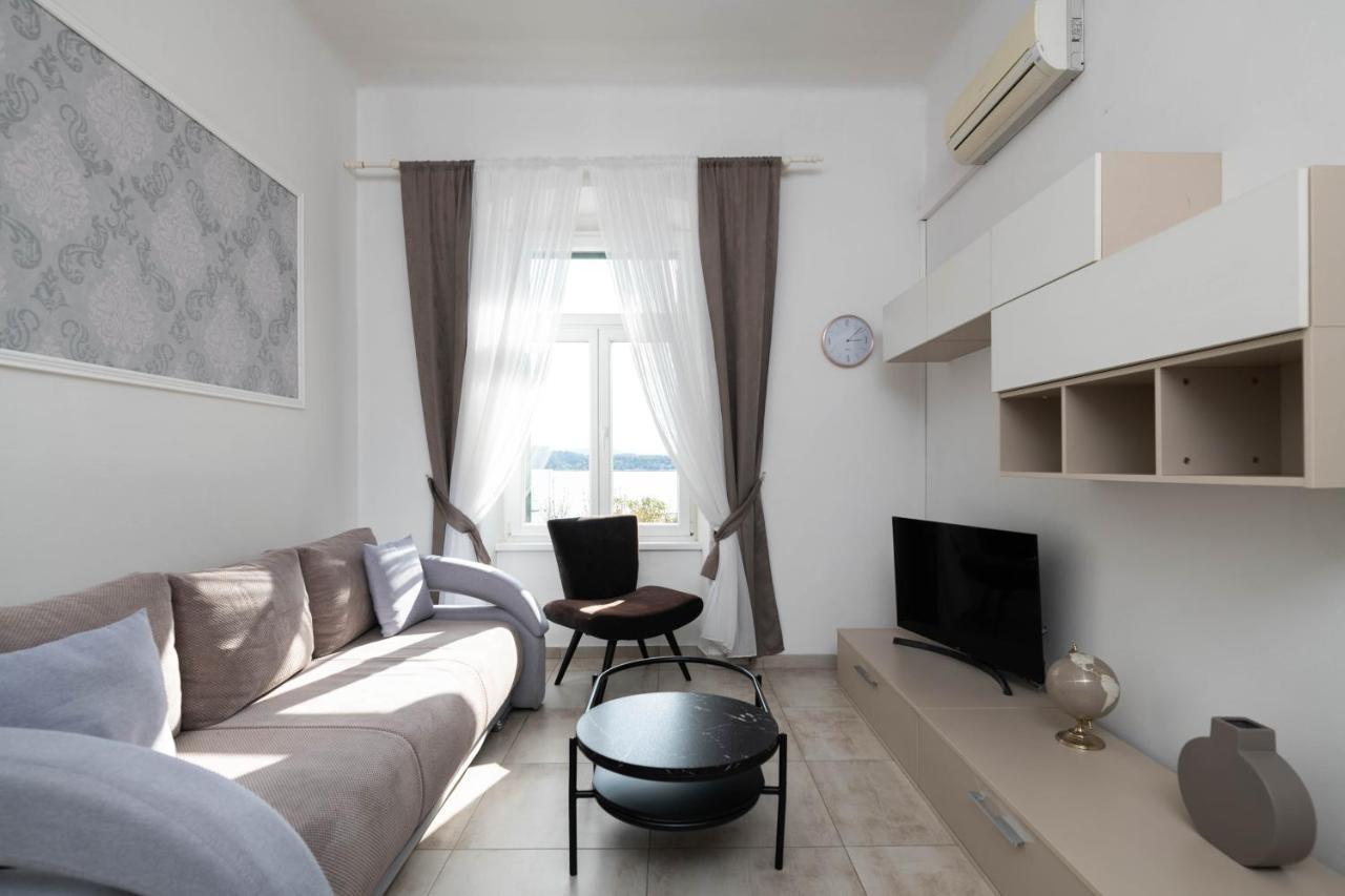 Apartment Val With Sea View Šibenik Exterior foto
